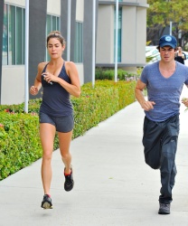 Ian Somerhalder & Nikki Reed - out for an early morning jog in Los Angeles (July 19, 2014) - 27xHQ MbgTaxj2