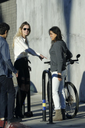 Michelle Rodriguez - Michelle Rodriguez - Out and about in Venice, CA, 16 января 2015 (20xHQ) N5tZescy