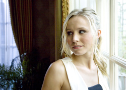 Kristen Bell - "When In Rome" press conference portraits by Armando Gallo (Beverly Hills, January 9, 2010) - 22xHQ PUw3dpnl