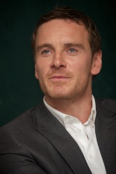 Michael Fassbender - The Counselor press conference portraits by Helen Hoehne (London, October 3, 2013) - 4xHQ QBOmrMji