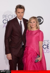 Kristen Bell - The 41st Annual People's Choice Awards in LA - January 7, 2015 - 262xHQ QMktsgoS