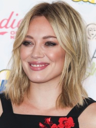 Hilary Duff - At the FOX's 2014 Teen Choice Awards in Los Angeles, August 10, 2014 - 158xHQ RH0Tn1RW