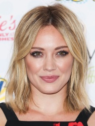 Hilary Duff - At the FOX's 2014 Teen Choice Awards in Los Angeles, August 10, 2014 - 158xHQ RLNVEgYC