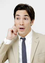 Justin Long - Justin Long - "Going The Distance" press conference portraits by Armando Gallo (Los Angeles, August 13, 2010) - 7xHQ Ri8F7XfT