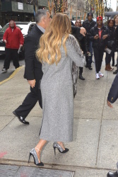 Jennifer Lopez - Leaving 'Good Morning America' in NYC, 19 января 2015 (16xHQ) SImoz02G
