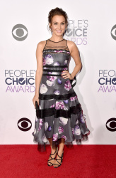 Camilla Luddington - The 41st Annual People's Choice Awards in LA - January 7, 2015 - 49xHQ TVZsYMwU