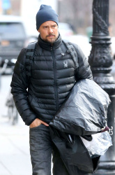 Josh Duhamel - Josh Duhamel - is spotted out and about in New York City, New York - February 24, 2015 - 26xHQ TVjQs9Ve