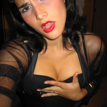 Carolina Latina Hot Amateur (Primer Post Soft)