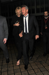 Charlize Theron and Sean Penn - seen leaving Royal Festival Hall. London - February 16, 2015 (153xHQ) ULXfZV2e
