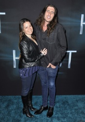 Holly Marie Combs - Holly Marie Combs - Premiere of Open Road Films 'The Host' at ArcLight Cinemas Cinerama Dome, Голливуд, 19 марта 2013 (19xHQ) UkalPaaQ