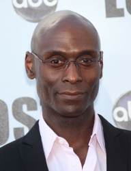 Lance Reddick - arrives at ABC's Lost Live The Final Celebration (2010.05.13) - 5xHQ VooL2fy4