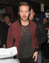 Ryan Gosling - Night out in London - April 9, 2015 - 12xHQ XbbRZfph