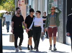 Rose McGowan - Out and about in LA, 17 января 2015 (30xHQ) Z1MnCkv2
